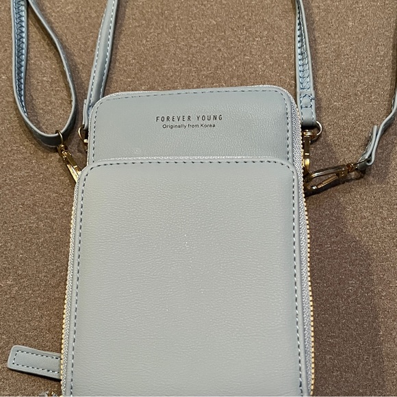 Forever Young Cross Body Compact Purse - Picture 15 of 15